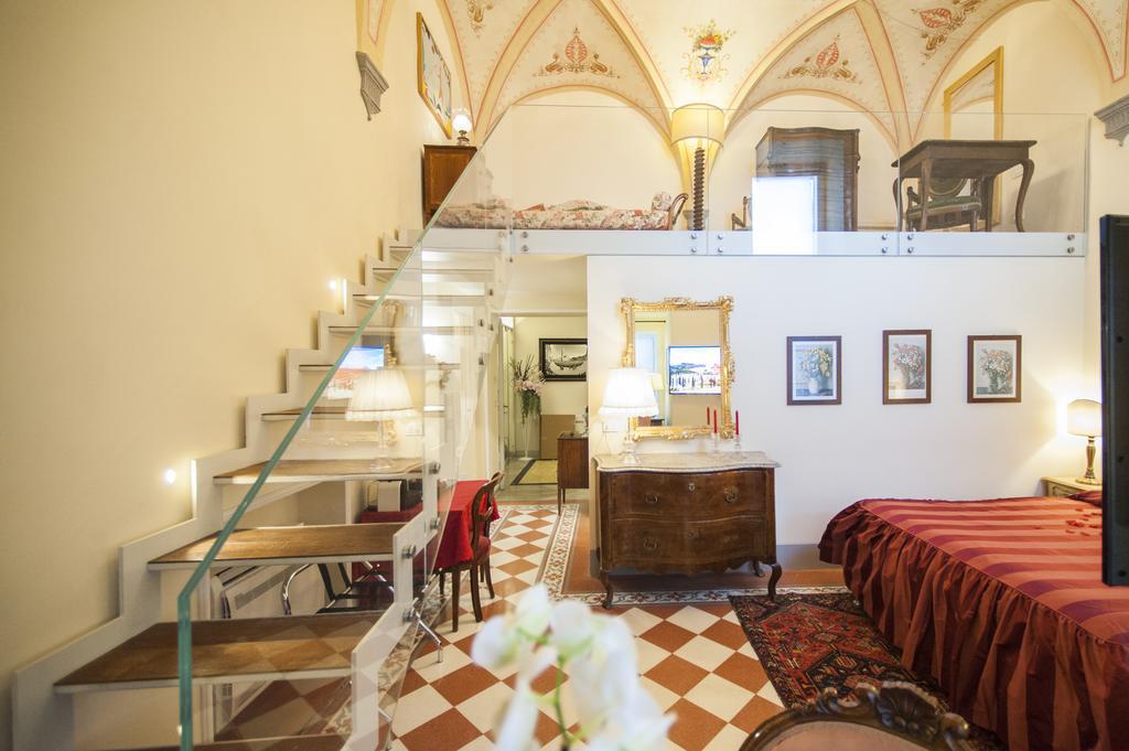 לינה וארוחת בוקר סיינה Residenza D'Epoca Palazzo Borghesi מראה חיצוני תמונה