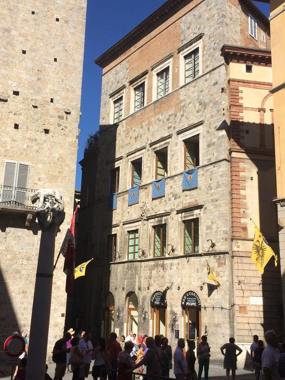 לינה וארוחת בוקר סיינה Residenza D'Epoca Palazzo Borghesi מראה חיצוני תמונה